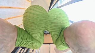 LINGLING's rear view POV humiliates JAMIEVR360