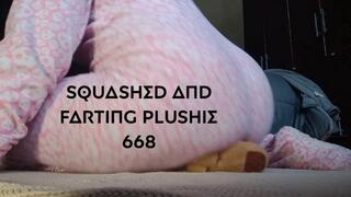 Squashed and farting plushie 668