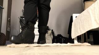 Sniff my feet!