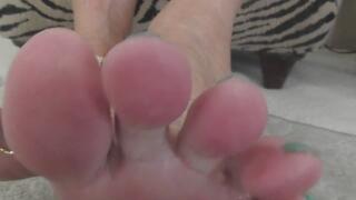 DO YOU LIKE MY FOOT JEWELRY MP4 copy