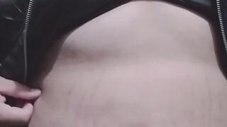 Check out how I pull out my belly button with this thing
