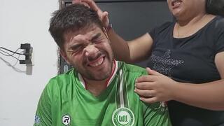 Jugando con su oreja: lamidas, mordidas hasta escuchar sus quejidos.