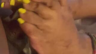 Big FEET Cinnamon Spicyy takes that edge off!