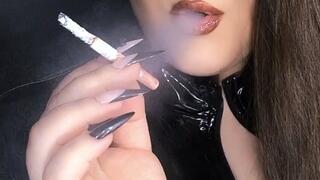 Latex Goddess Smoking 2 Eve 120