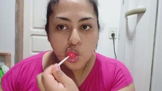Ven a mirarme jugar con mis dulces favoritos