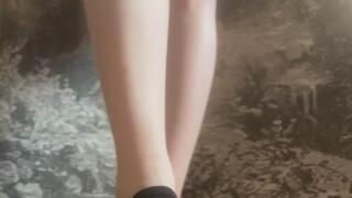 Essaie des chaussures avec moi