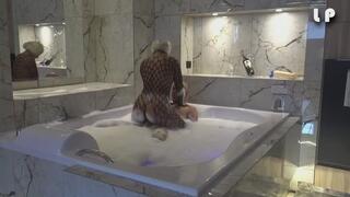 Luna Hot Jacuzzi Tease Passionate Ride With Slave