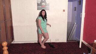 Head Trampling Dancing Girl