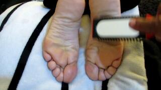 Macarena´s tired sweaty and very ticklish feet