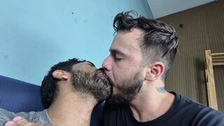 Kissing the Painter with Passion - By Leon Dias and Icaro Herrera - CLIP 3