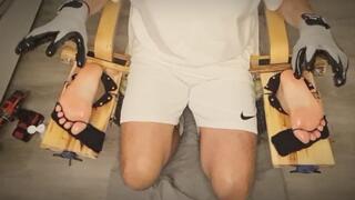 Tickle Throne – Endless Tickling | Gagged, Blindfolded & Oiled Soles
