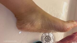 Princess Foot Bath ASMR