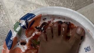 This Little Piggie Made a Berry Big Mess