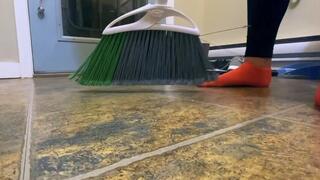 Giantess Throws away and vores a shrunken tiny POV