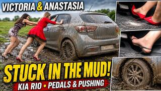 Vika Anastasia s Extreme Mud Struggle 32 Minutes
