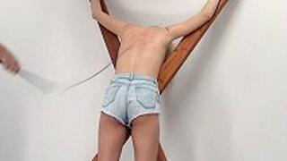 Kate bare back whip -. 0506