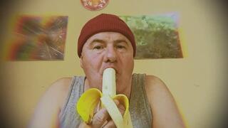 Banana eating - Food play