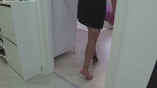 drag MY sore foot Qa