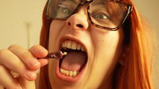 Giantess Humiliates Her Tiny Servant After He Refuses to Follow Orders