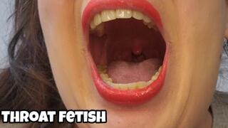 Throat Fetish - Deep Throat View Drinking Water Close Up