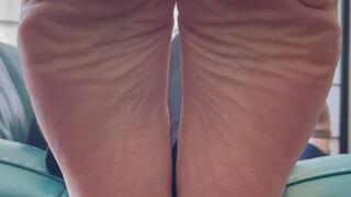Step Sisters Dry Stinky Soles Sniffing Licking -Obey or Face Exposure