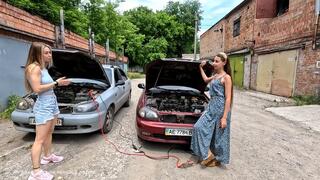 Nastya and Chloe in the cranking contest