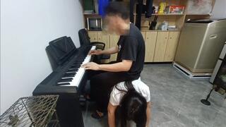 Ponyplay and Playing the piano riding a ponygirl until she falls #DR004
