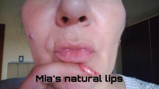 Mia's natural lips