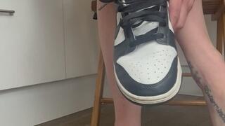 Ignored by the panda Nikes
