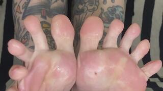 My meaty feet sweat so much