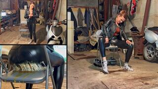 Alina's boyfriend takes revenge on her by making a glue trap
