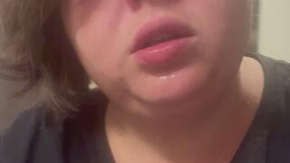 Goofy bbw tongue