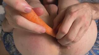 Stuffing my ass with objects and fruit