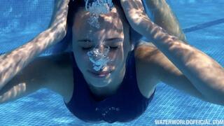 AQUAPHILIA UNCUT