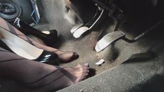 Heels to Stockings: Extreme Revving & Flooding the Engine