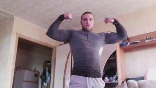 Big Arnold lets you worship his massive muscles