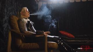 Crackle of burning tobacco 4K MP4