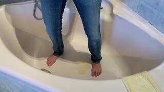 I piss in my Jeans and take a fully clothed shower afterwards