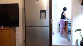 Caught! Stepmom Catches Stepsiblings Fucking with Face Full of Cum!