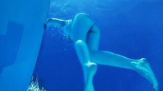 Underwater Pervert