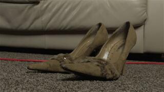 Dangling My Shoes Makes Me Invincible, 1st