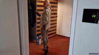 shoeplay with ankle Boots and a Drink in shoe wmv 1280 x 720