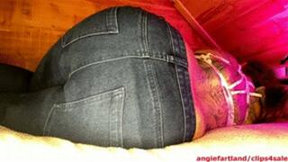 Booming bass jeans wmv