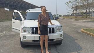 Katherine driving and pedal pumping the Grand Cherokee on sexy red pumps