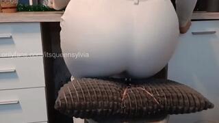 My New Seat Cushion Pt 2: Work day! (Giantess Sylvia)