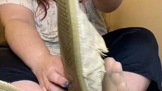 Caught Staring at Goddess Feet Again but Losers are Not Worth her Time