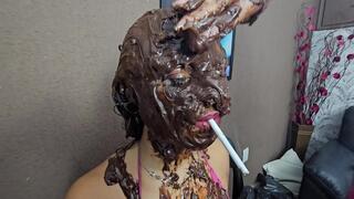 GIRLS PLAYING WITH FOOD - TOP GIRL LUANA ZENITE - CLIP00000003 - MF VIDEO JUNE 2023 - EXCLUSIVE MF VIDEO