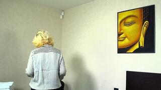CREAMPIE FOR THE GILF COUGAR