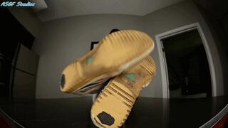 Brat 's sneakers are muggy inside! Feel the heat on your face!? - MP4