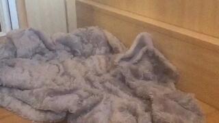 GETTING OFF SHOES AND GIVING CREAME: (from my first videos)